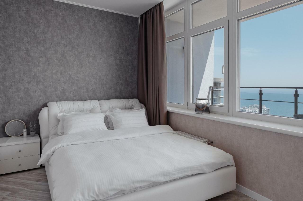 Sea & Sky Apartments Odessa Exterior foto